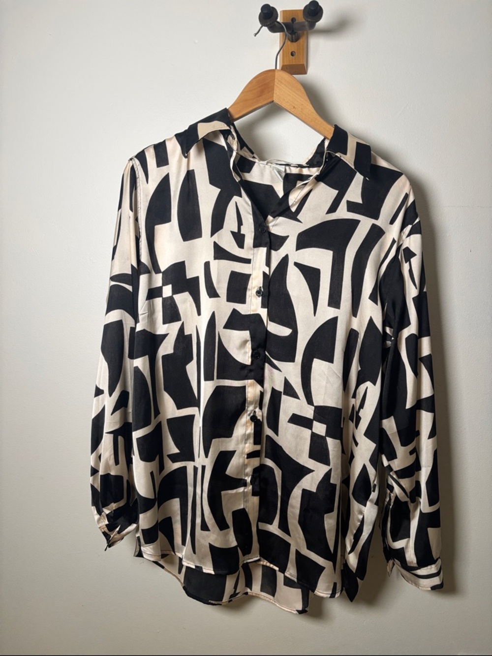H&M Abstract Black and Cream Button-Up Blouse